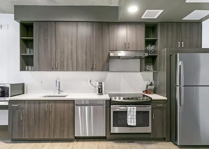 Landing - Modern With Amazing Amenities Apartment Tucson