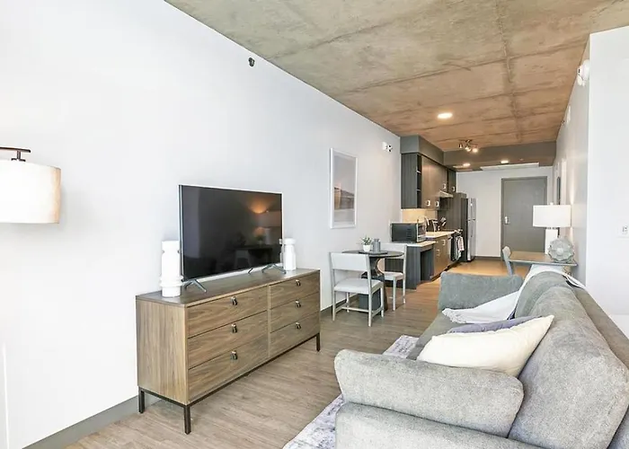 Apartment Landing - Modern With Amazing Amenities
